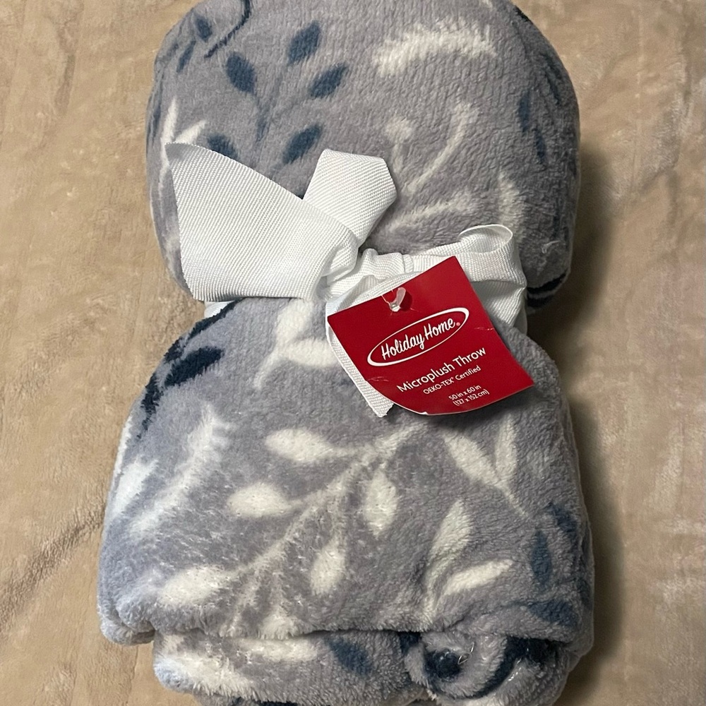 SOLD Holiday Home Microplush Throw Blanket